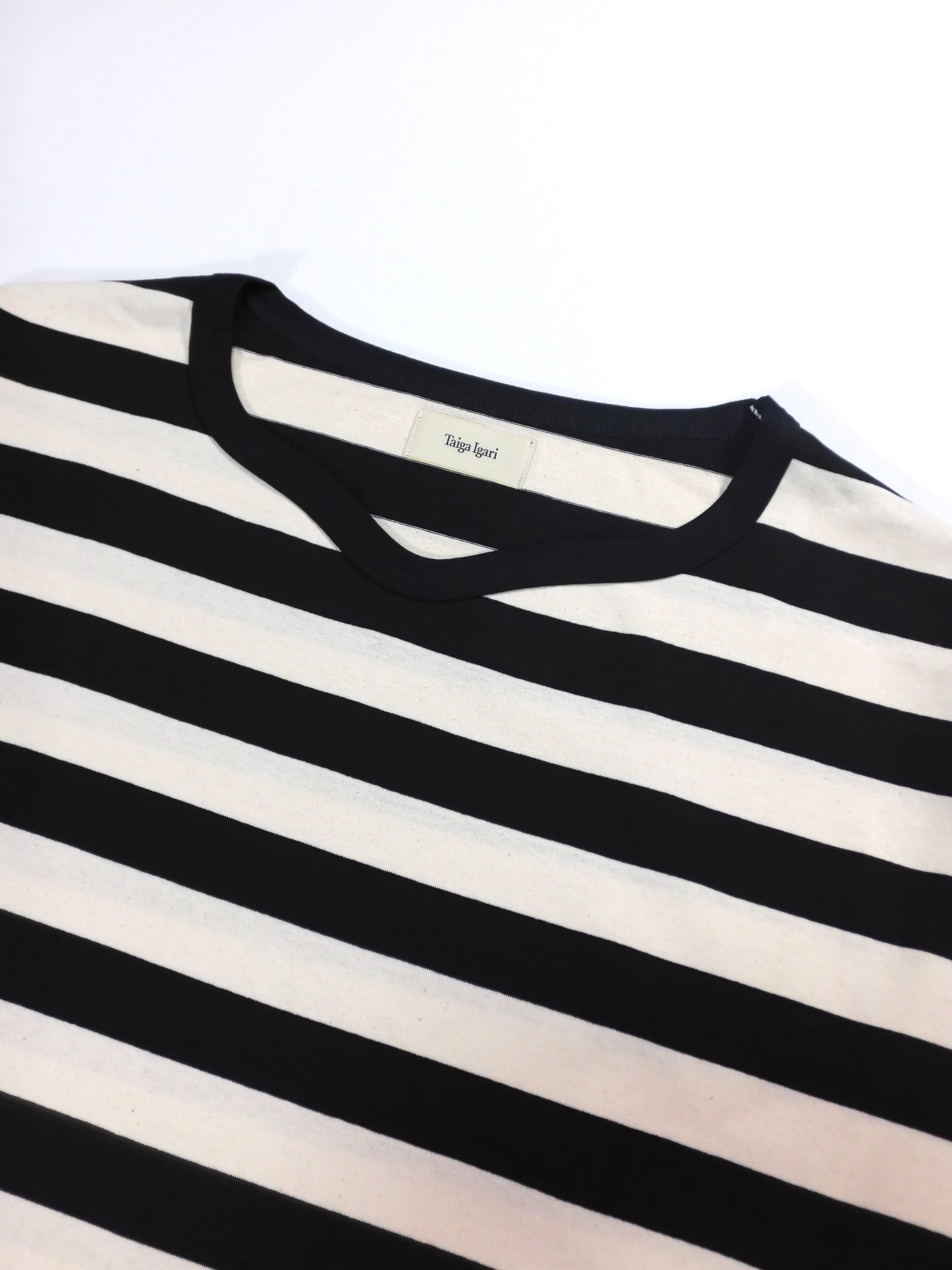 LOVEBUZZ Border L/S T-Shirt